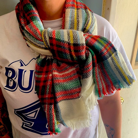 Accessories - NWOT Scarf